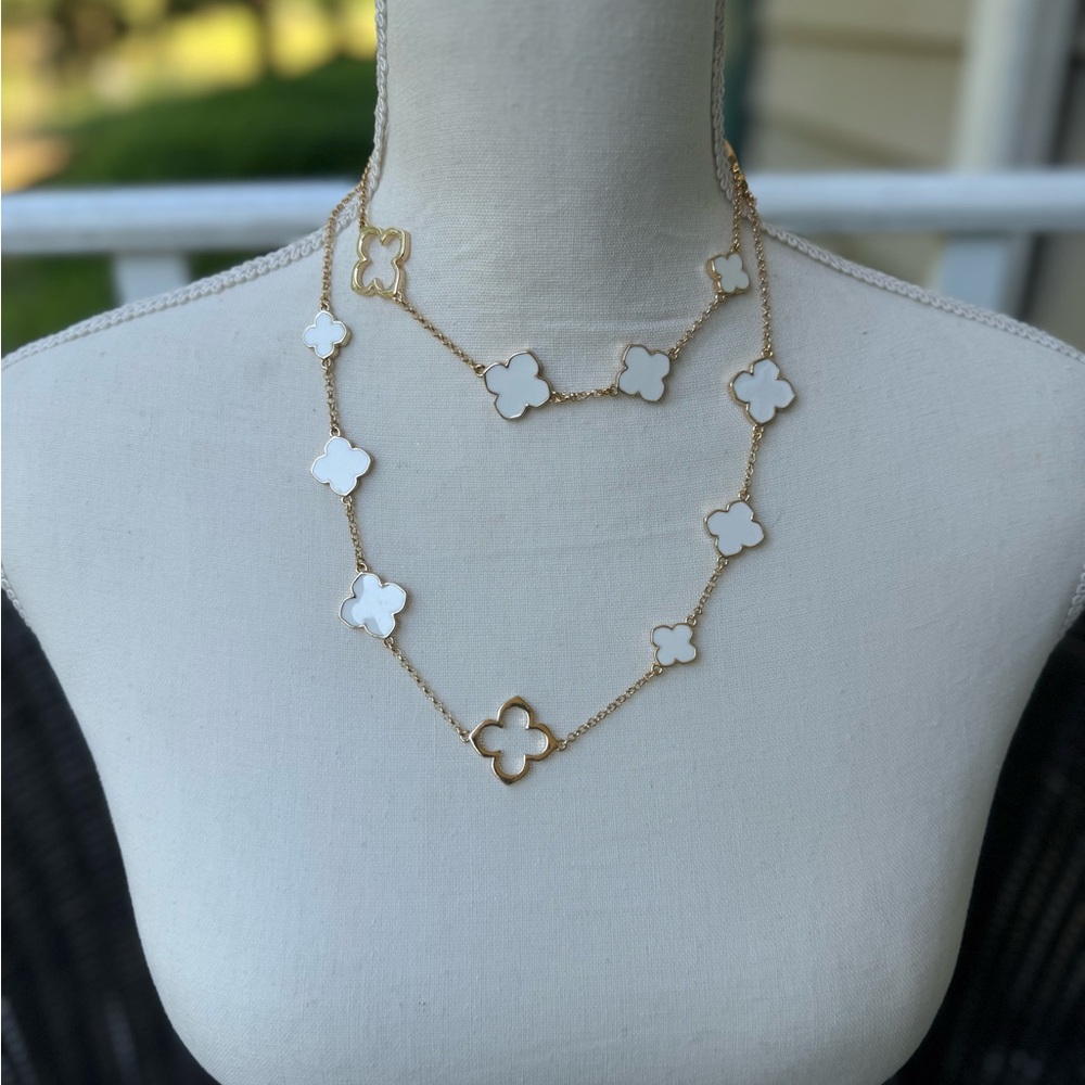 DEPARTMENT STORE NECKLACE - Picture 4 of 8